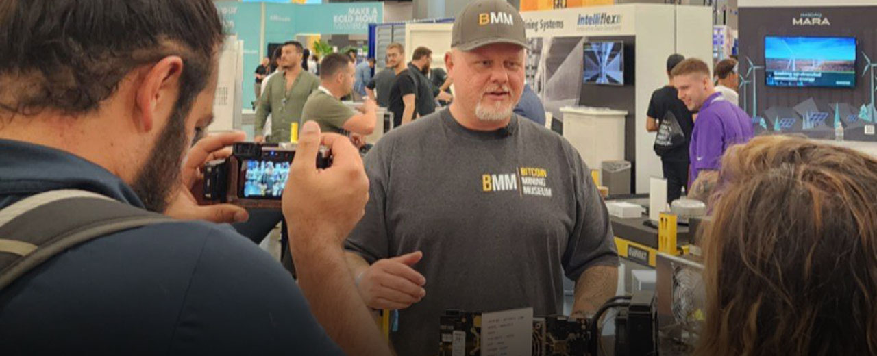 Avalon 2 and Avalon 2 miners in display case